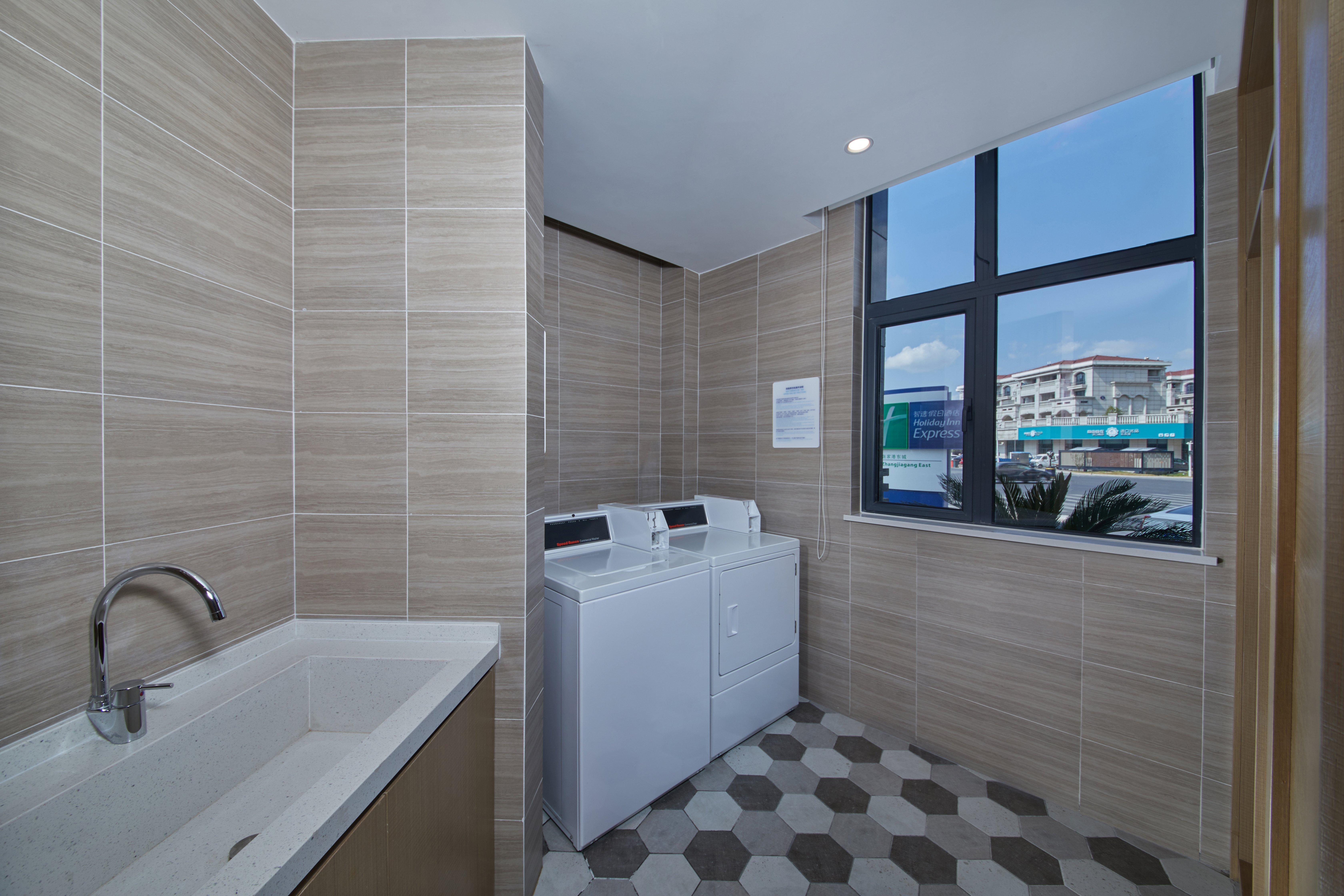 Holiday Inn Express Zhangjiagang East By Ihg Екстер'єр фото