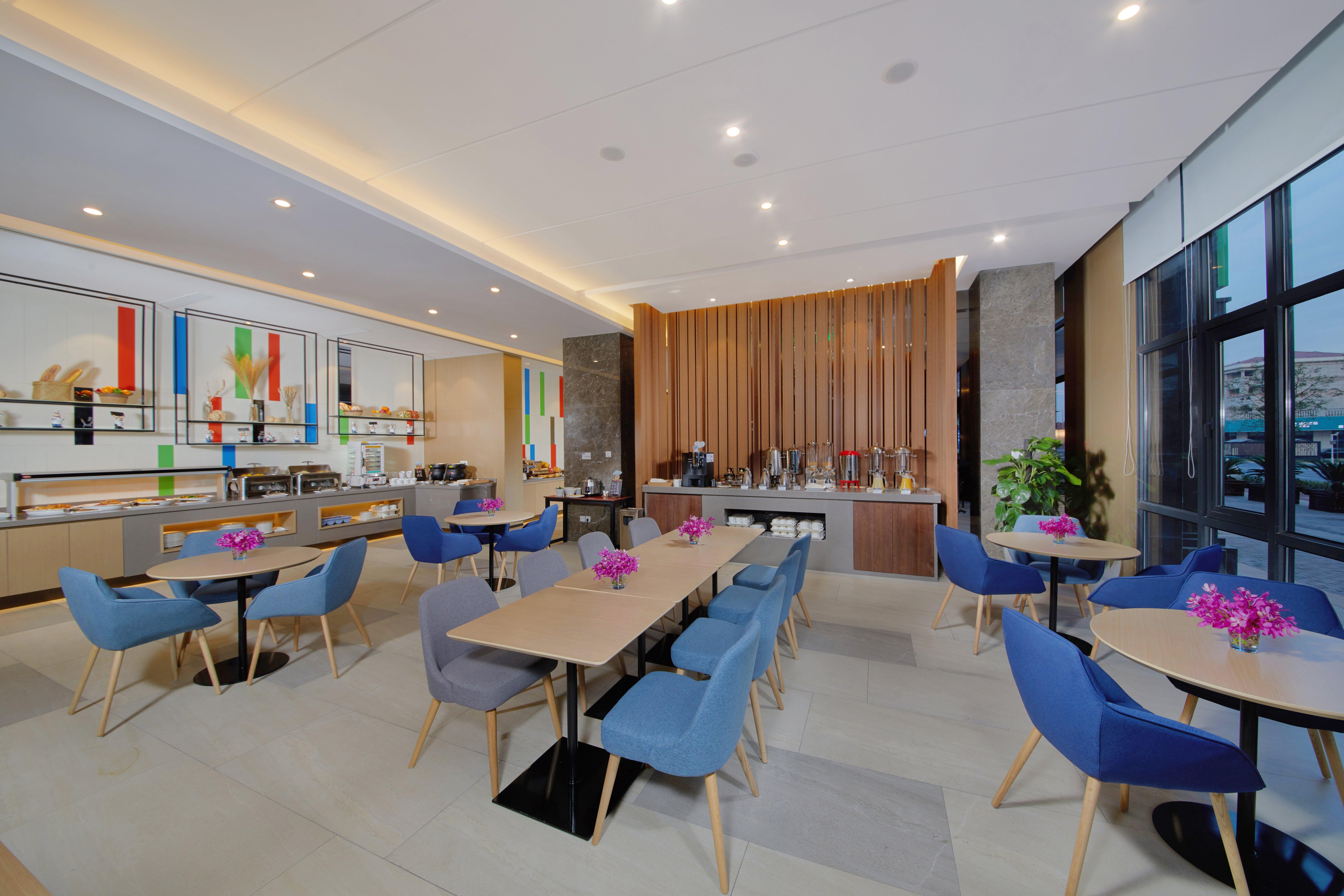 Holiday Inn Express Zhangjiagang East By Ihg Екстер'єр фото
