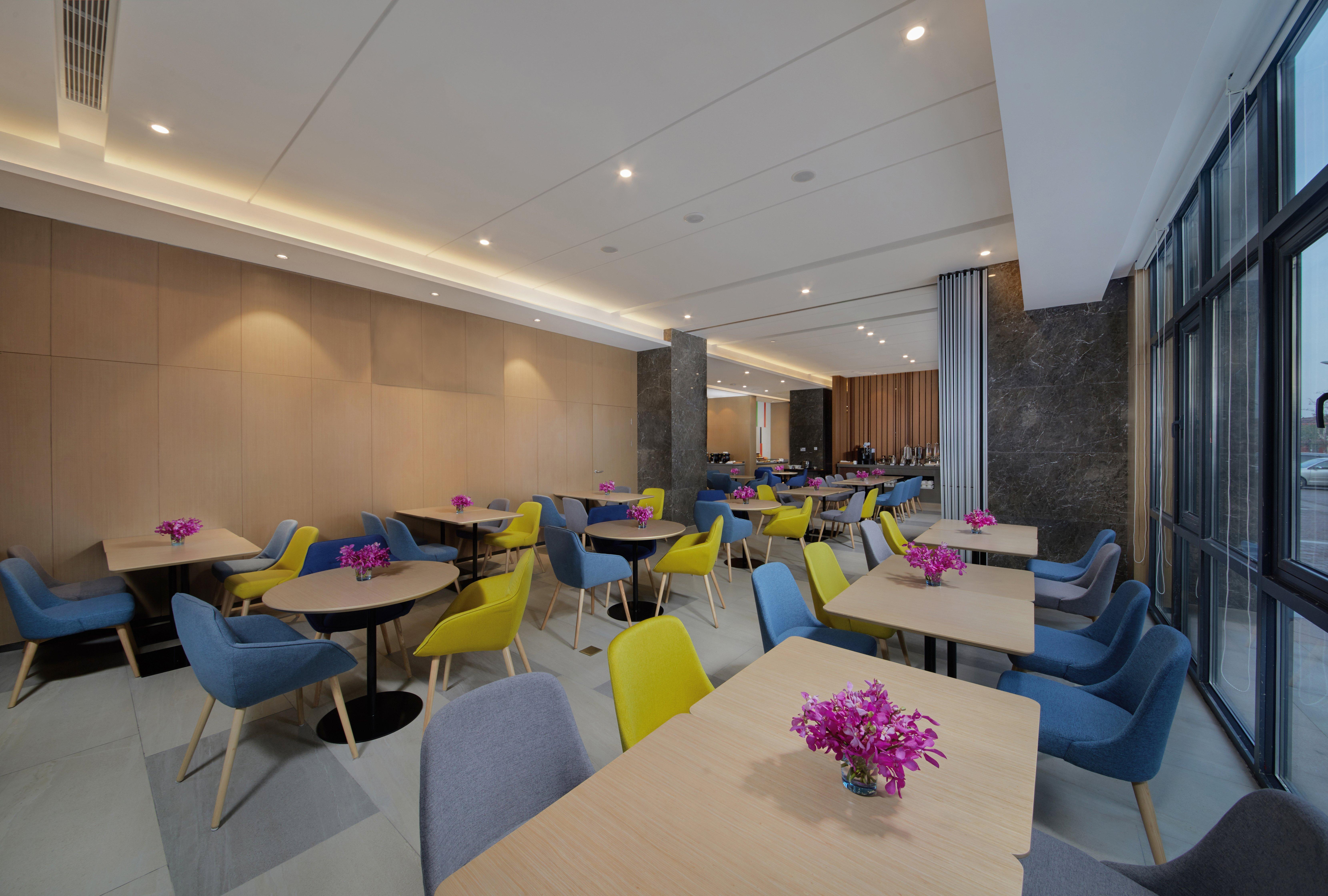 Holiday Inn Express Zhangjiagang East By Ihg Екстер'єр фото