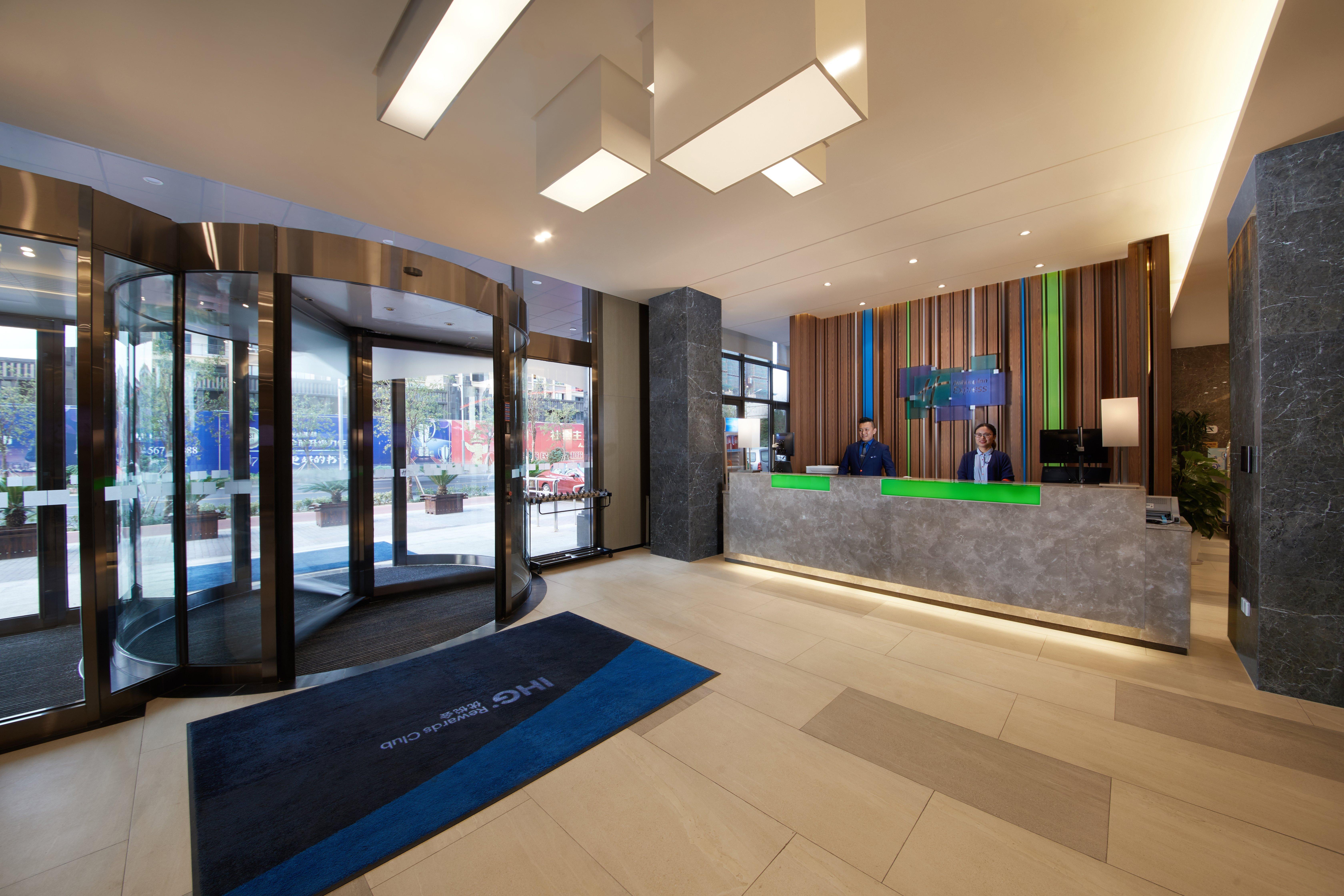 Holiday Inn Express Zhangjiagang East By Ihg Екстер'єр фото