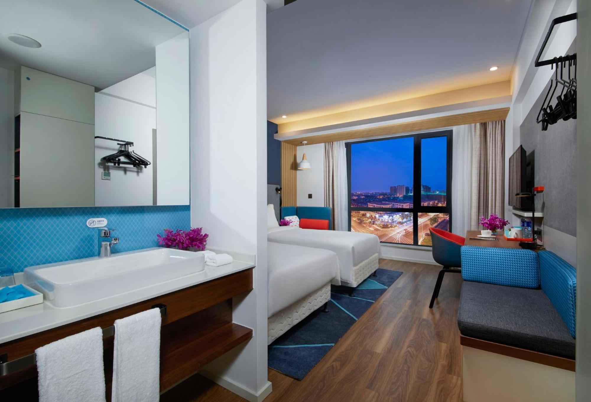 Holiday Inn Express Zhangjiagang East By Ihg Екстер'єр фото